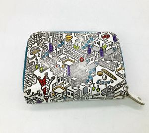 友禅文庫 ホワイト ラウンドファスナー マップ 2つ折り財布 牛革