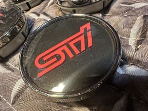 スバル純正　 4個STIホイールキャップ送料無料