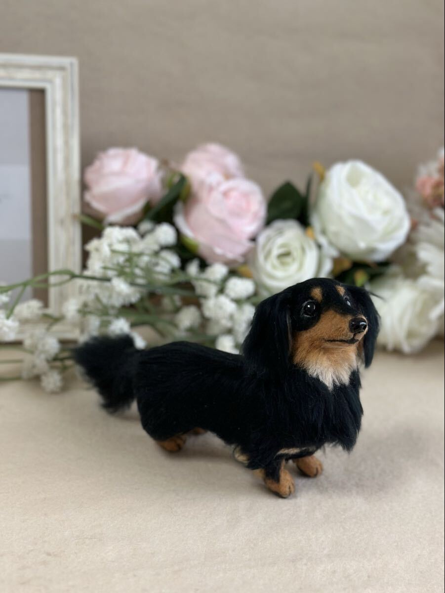 CRUTCH】ハンドメイドのダックスフンド ブラックタン 羊毛フェルト 犬
