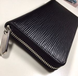 残り僅か　黒　無くなり次第終了　レザー//革　長財布メンズ ラウンドファスナー 小銭入