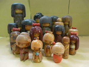 こけし 翠崕のYahoo!オークション(旧ヤフオク!)の相場・価格を見る