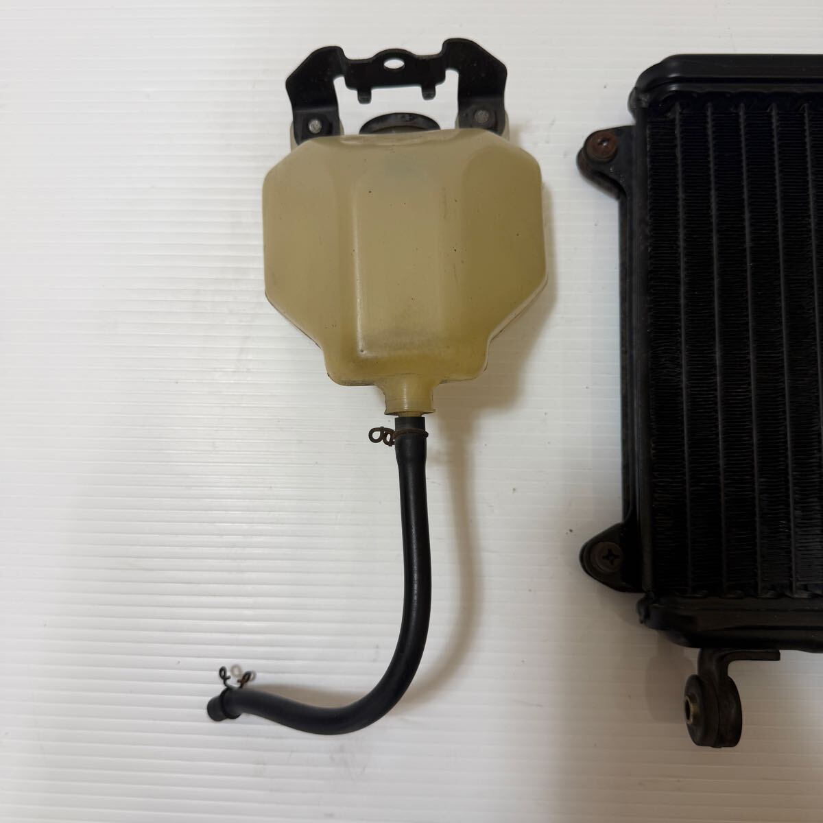 ヤマハ TZR250 1KT 純正 ラジエーター リザーブタンク 当時物 希少 旧