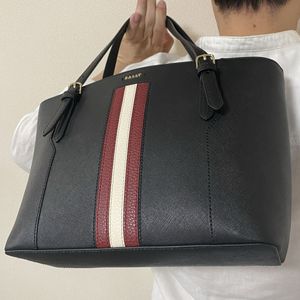 bally 現行のYahoo!オークション(旧ヤフオク!)の相場・価格を見る