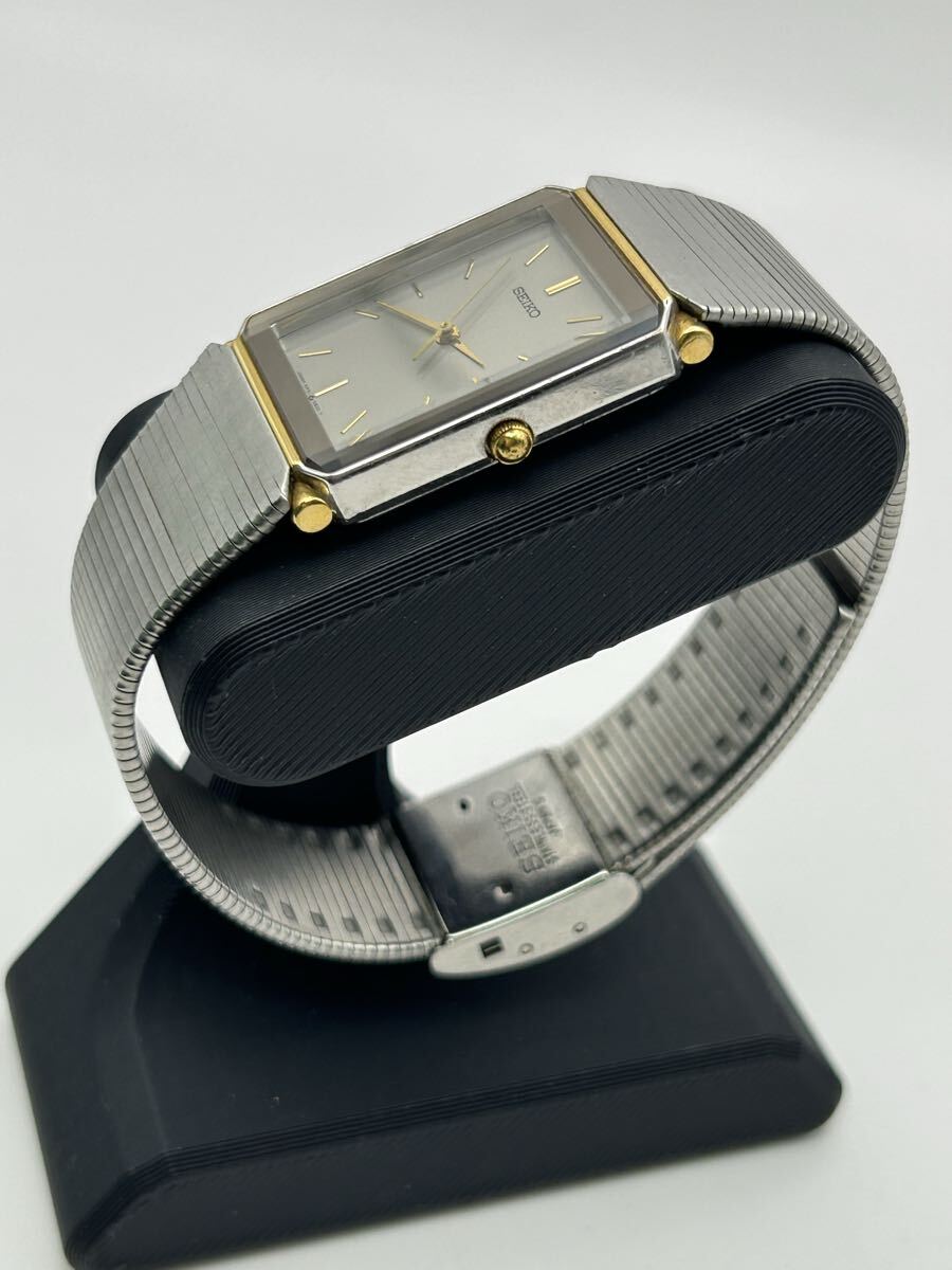 1980年代SEIKO セイコー 5P31-5A8A 純正ベルト クォーツ腕時計my