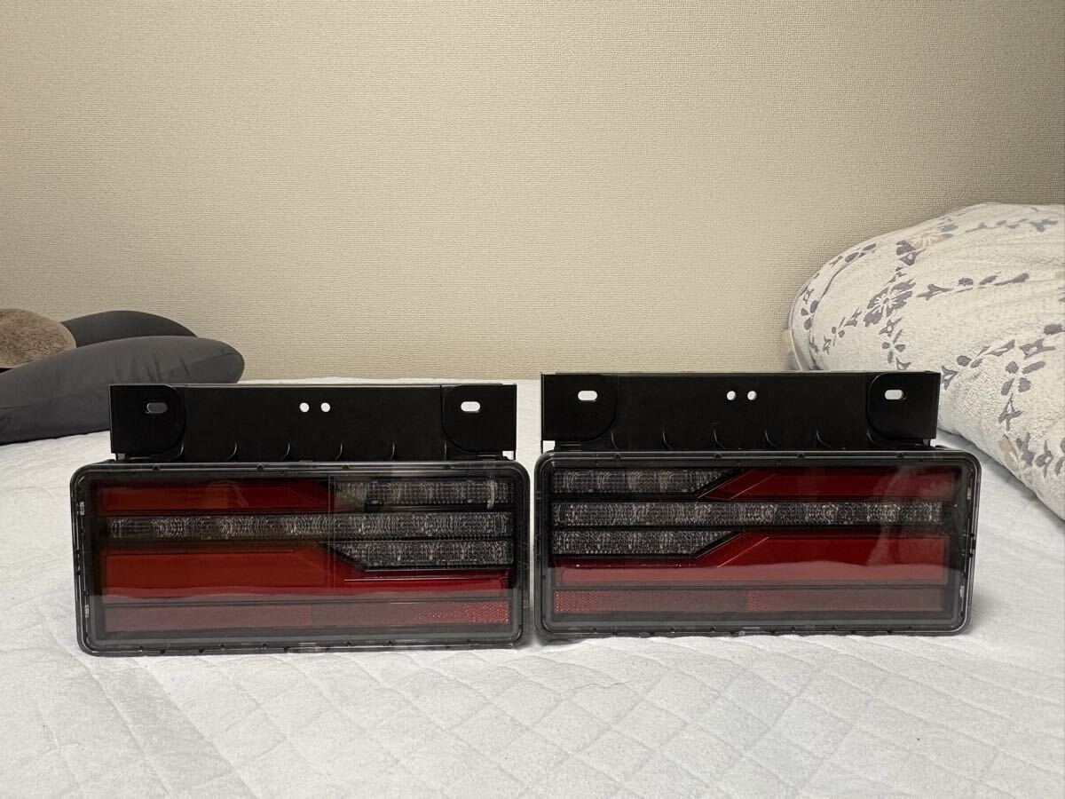 KOITO スタンレー 小糸 24V 2連タイプ フルLEDテールランプ 左右セット