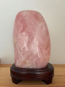 インテリア小物 ローズクォーツ 男根 虹入り 406 鑑賞石 石 珍石 紅水晶