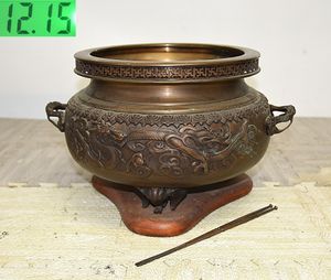 銅製火鉢 武士の彫刻付き　コメント先にお願いします 銅製火鉢の値段と価格推移は？｜6件の売買データから銅製火鉢の価値が