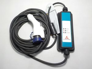 充電ケーブル 三菱の値段と価格推移は？｜179件の売買データから充電