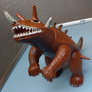 ガメラの値段と価格推移は？｜2186件の売買データからガメラの価値が