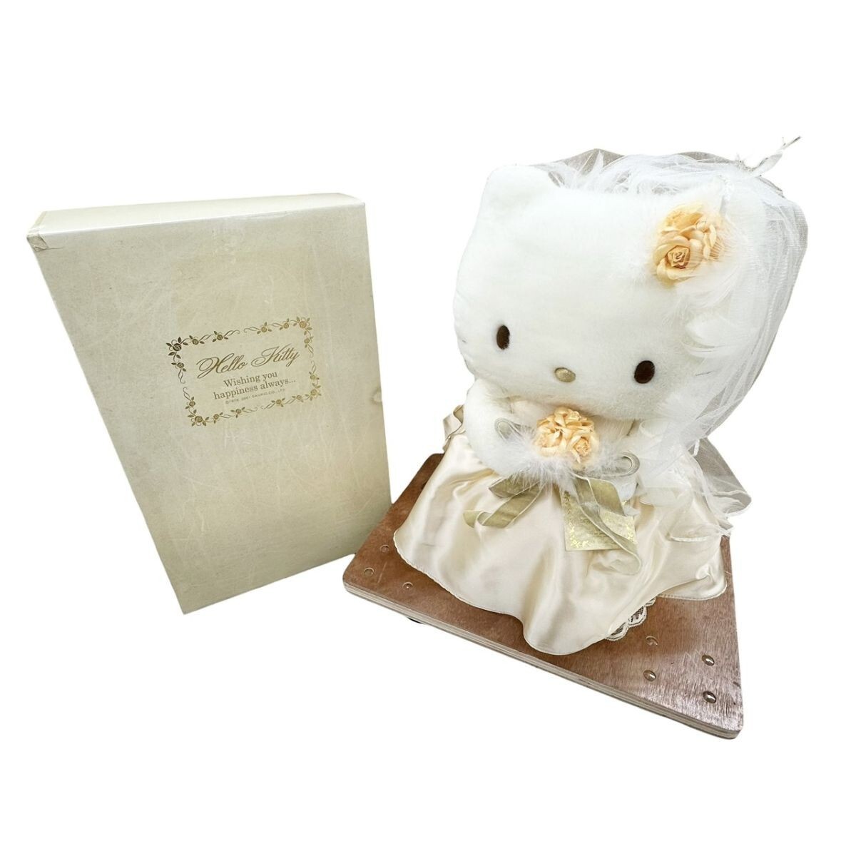 キティ ウェディング ぬいぐるみの値段と価格推移は？｜28件の売買