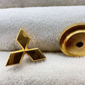 三菱 社章の値段と価格推移は？｜4件の売買データから三菱 社章の価値