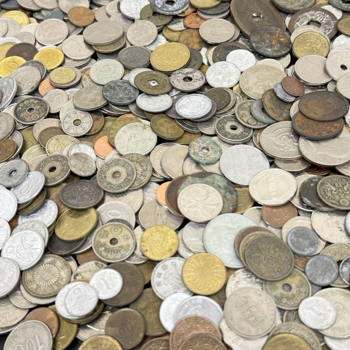 バチカン 銀貨の値段と価格推移は？｜8件の売買データからバチカン