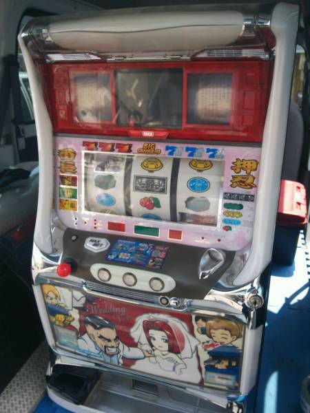 アミューズスロット「押忍 番長」 サンマック基盤 液晶修理済(筐体 