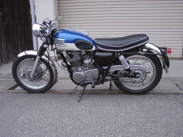 ジャンク品 ヤマハSR用シックデザイン製 トライアンフ風 バスタブリア 