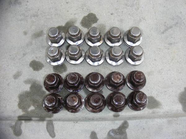 トヨタ純正ホイールナット ランクル70 76 HZJ76K 20個一式(スチール 