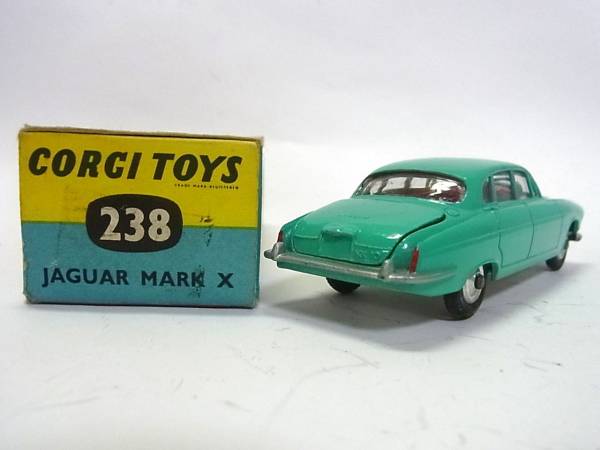 コーギー ジャガー マーク X サルーン Jaguar Mark X Xg245 コーギー 売買されたオークション情報 Yahooの商品情報をアーカイブ公開 オークファン Aucfan Com