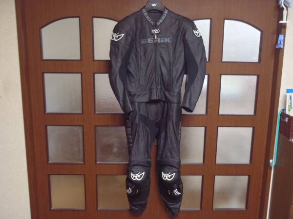 BERIK 2ピース レザースーツ LS2-9111-BK XXL ベリック ツナギ(XL 