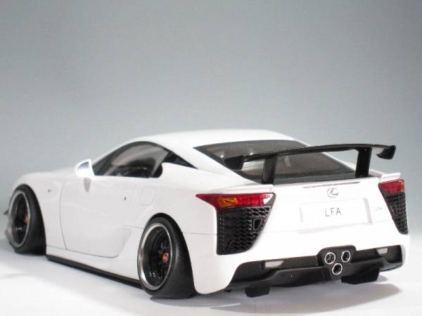 1 18 レクサス Lfa ニュルブルクリンク 改 カスタム 乗用車 売買されたオークション情報 Yahooの商品情報をアーカイブ公開 オークファン Aucfan Com