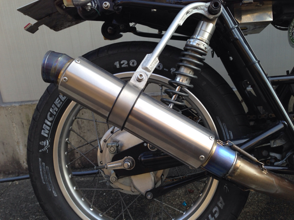 SR400 500用マフラー フルエキ グリーンティーテックサーフ！(マフラー