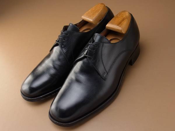 W4238 Bally バリー Vフロント プレーントゥ 靴 黒 25 5cm 売買されたオークション情報 Yahooの商品情報をアーカイブ公開 オークファン Aucfan Com