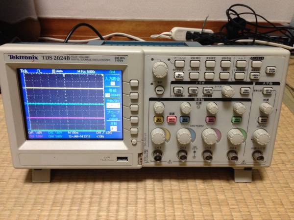 Tektronix-テクトロオシロスコープTDS2024B+P2220*3本正常動作品