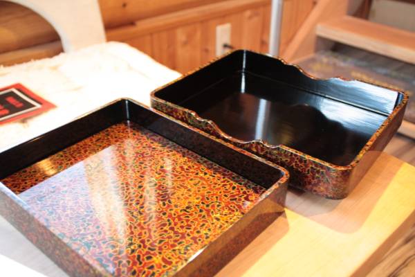 津軽塗りの文庫木製