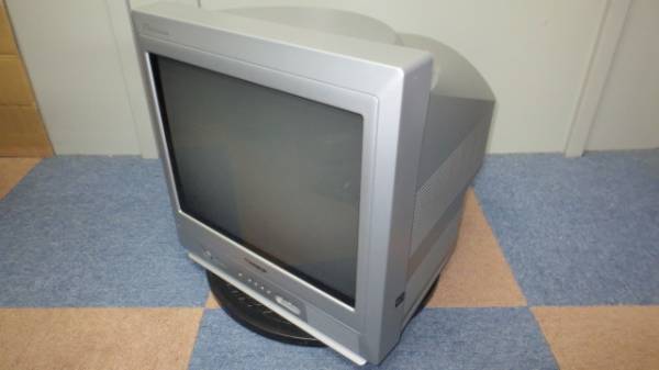 ☆シャープ ブラウン管テレビ・モニター 17型 17C-FN70 05年製