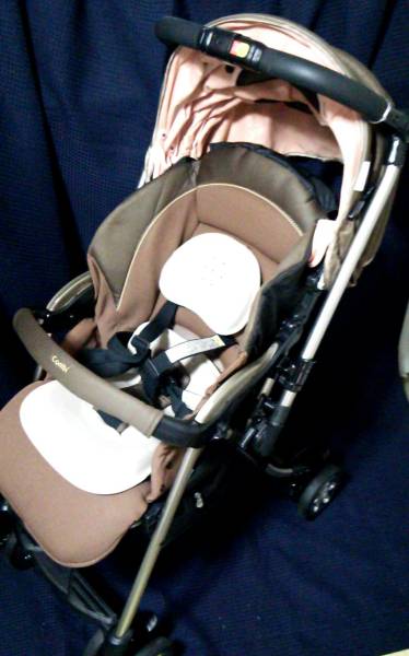 ★☆コンビ■ベビーカー■ディアクラッセ 高級 美品 USED☆★