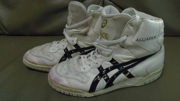 女子学生 Alljapan バスケ シューズ バッシュ 使用感あり 25 5cm 25 5cm 売買されたオークション情報 Yahooの商品情報をアーカイブ公開 オークファン Aucfan Com