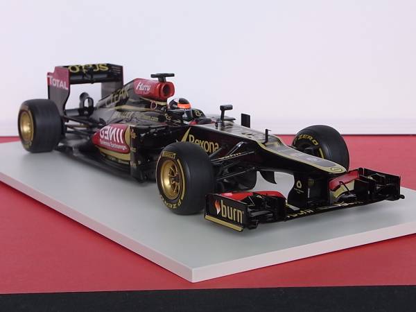 kk47 絶版☆スパーク 1/18 F1 ロータス E21 ＃7 K.ライコネン 