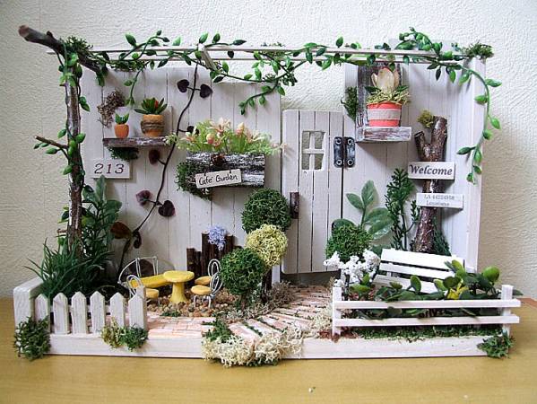 No.213　ハンドメイド　　「 Cafe' Garden 」 　グリーン棚