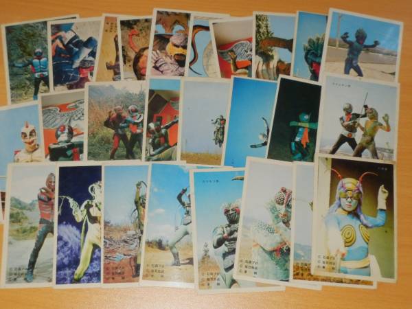 O5円引きブロマイドO 仮面ライダー旧1号～新1号 141種