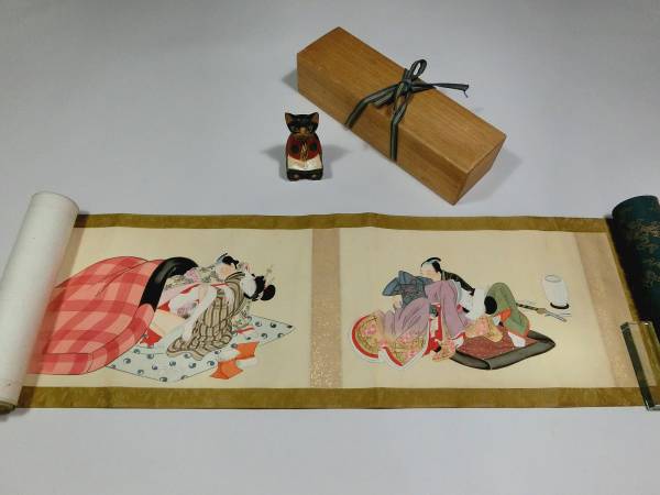 明治期◇絹本 肉筆 「春画」 十二態 巻物◇見事な秘儀画◇桐箱入(人物