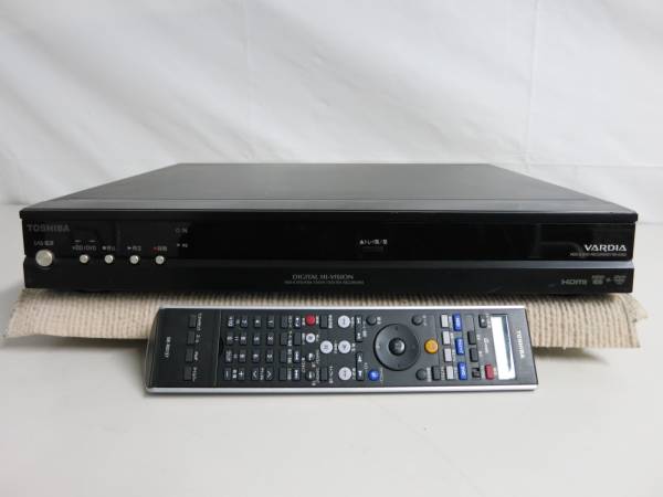 （487）東芝HDD&DVDハイビジョンレコーダー RD-E302 320GB