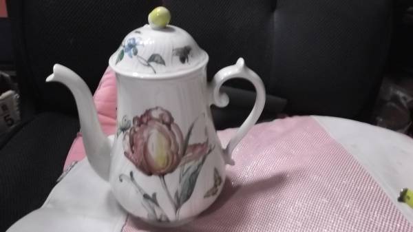 ビレロイボッホのポット　１