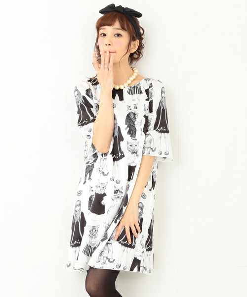 しょこたん ヒグチユウコ Mmts猫10匹総柄ワンピース ワンピース 売買されたオークション情報 Yahooの商品情報をアーカイブ公開 オークファン Aucfan Com