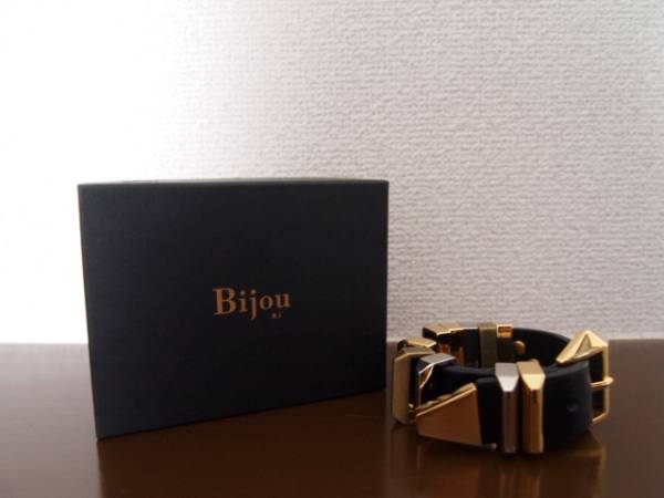 送料無料bijou r.i バーブレス スタッズ bijou ri g.v.g.v