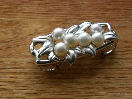 ★銀製帯留め/帯び留め　笹葉に雪（真珠）紋　即決　新春特価