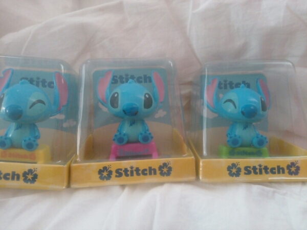 スティッチ Stitch ゆらゆらソーラー 全３種類 非売品 リロ スティッチ 売買されたオークション情報 Yahooの商品情報をアーカイブ公開 オークファン Aucfan Com