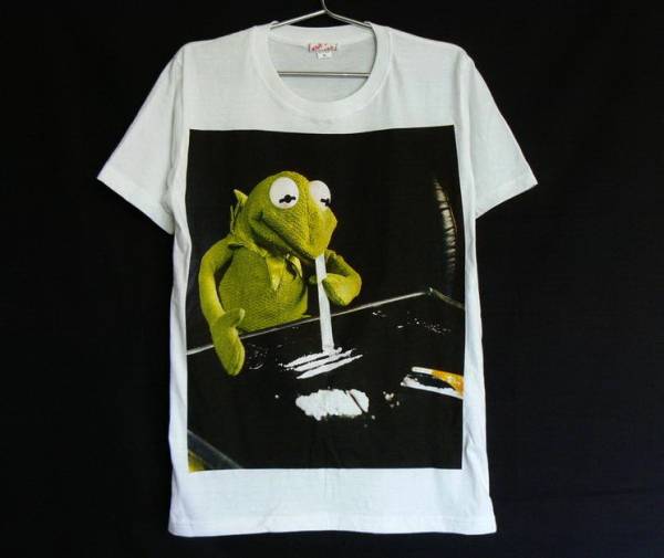 コカイン吸引 カエルのカーミットtシャツ セサミストリート その他 売買されたオークション情報 Yahooの商品情報をアーカイブ公開 オークファン Aucfan Com