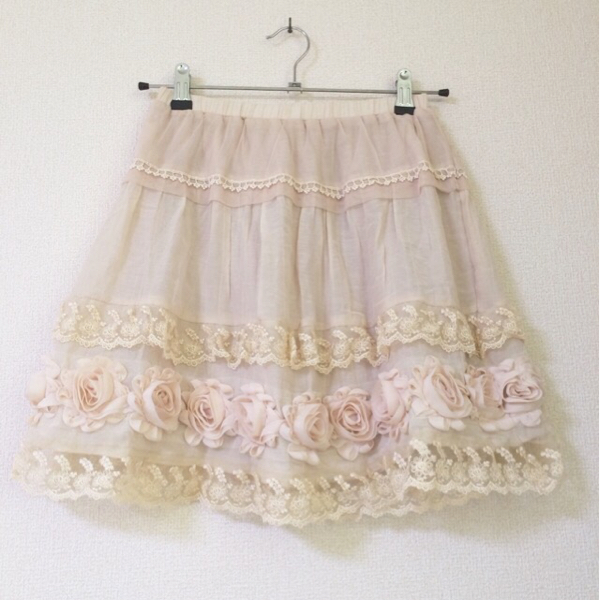 axes femme☆アクシーズファム☆裾お花ミニスカート