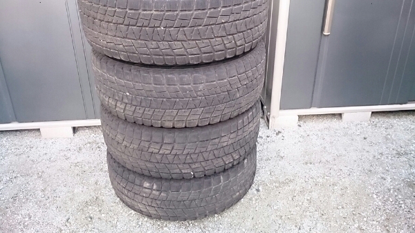 ２７５／７０Ｒ１６ブリヂスンＤＭーＶ１！ ４本セット バリ山