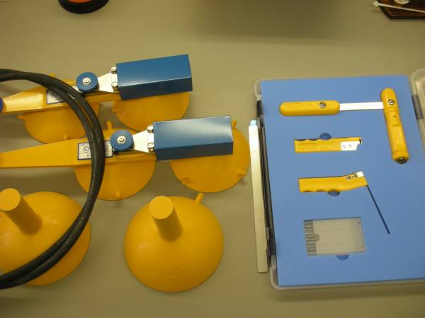 新品　きっ太郎　自動車ガラス交換用特殊ツール　格安在庫処分！