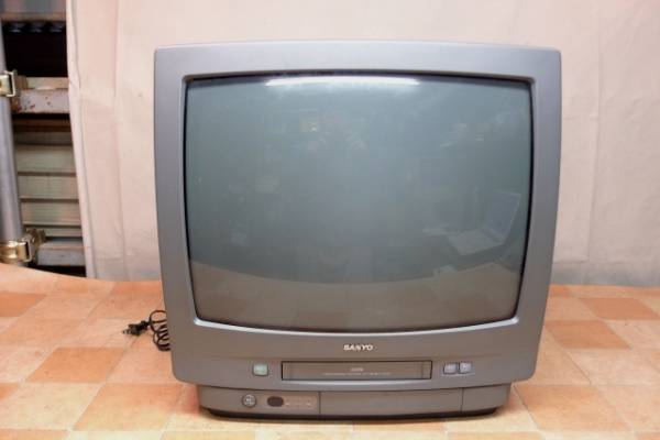 サンヨー　ブラウン管テレビ　C-20VT30 □サンヨー◇21インチ ブラウン管テレビデオ【C-20VT30】□(ブラウン管