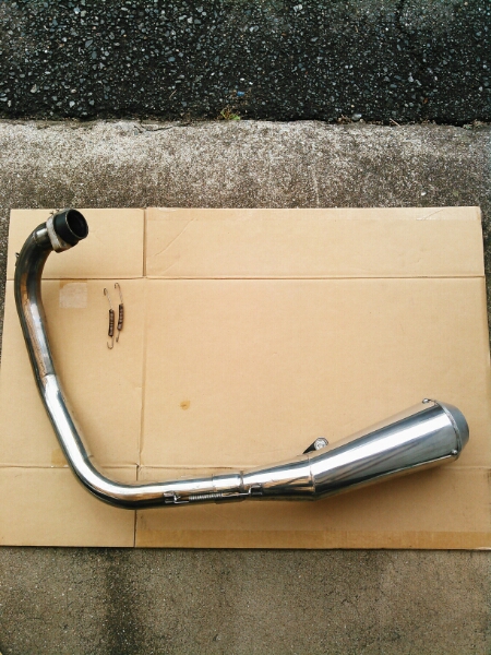 ヤマハSR400 ベルトラン　メガホンショートマフラー中古 ヤマハSR400 用ベルトランショートメガホンマフラー(マフラー本体