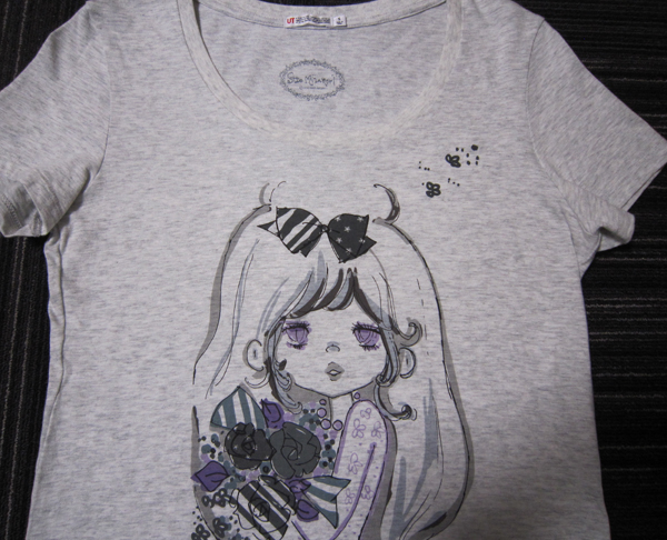 水森亜土 ユニクロ コラボtシャツs 亜土ちゃん 半袖tシャツ 売買されたオークション情報 Yahooの商品情報をアーカイブ公開 オークファン Aucfan Com