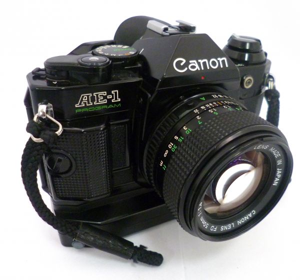 Appareil photo reflex 35mm Canon AE-1 avec objectif FD 50mm f/1.8 – Dutch|Thrift