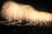 2015長岡まつり大花火大会 8月3日右岸ベンチシート席 (3連番)