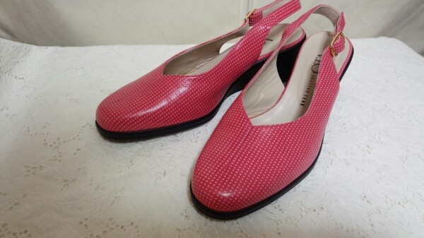 新品未使用ＯＴＡストラップサンダル