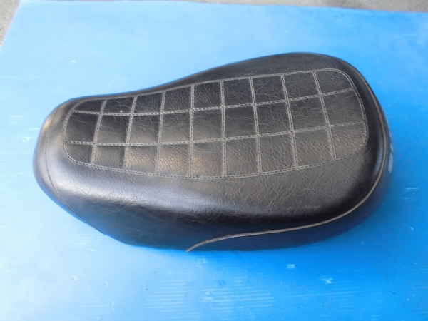 エポ５０　ＰＶ５０　純正シート　破れ無し